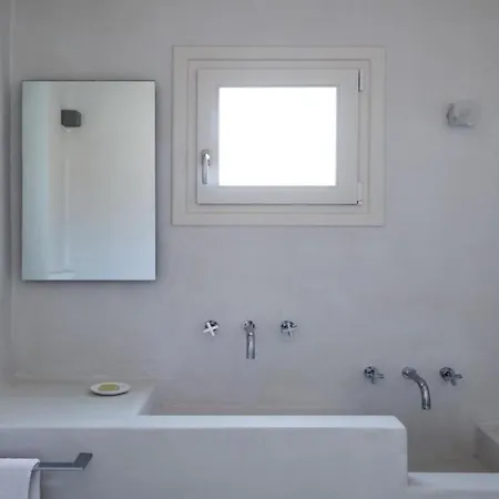 Of The Gecko - Mykonos Town * Megali Ammos (Mykonos)